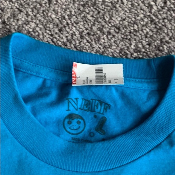 Men’s T shirt - Picture 2 of 2